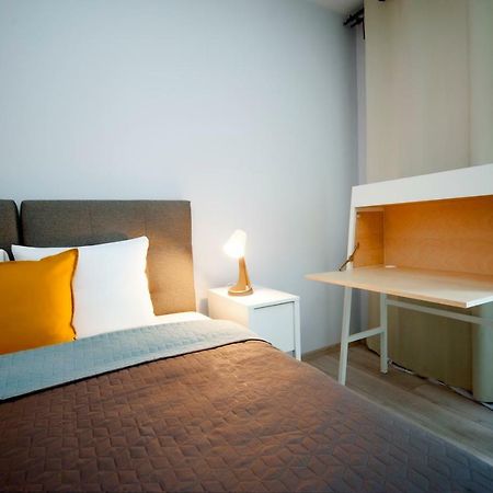 Very Berry - Maratonska 3 - Business Apartment, Garden, Check In 24H Poznań Extérieur photo